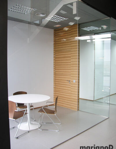 Diseño laboratorio y oficinas